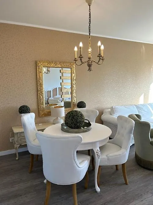 Daire Studio-Apartment Shabby 47 Citynah, Retro & Modern Hamburg