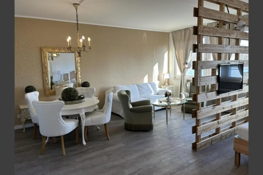 Studio-Apartment Shabby 47 Citynah, Retro & Modern Hamburg Daire